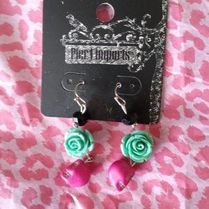 Pier One Imports Skull Earrings